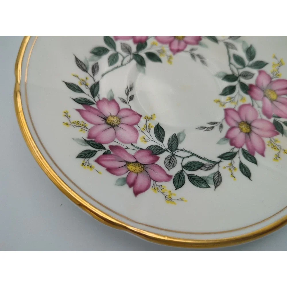 Elizabethan by Taylor & Kent vintage elizabethan